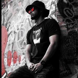 Meet your Posher, Omar